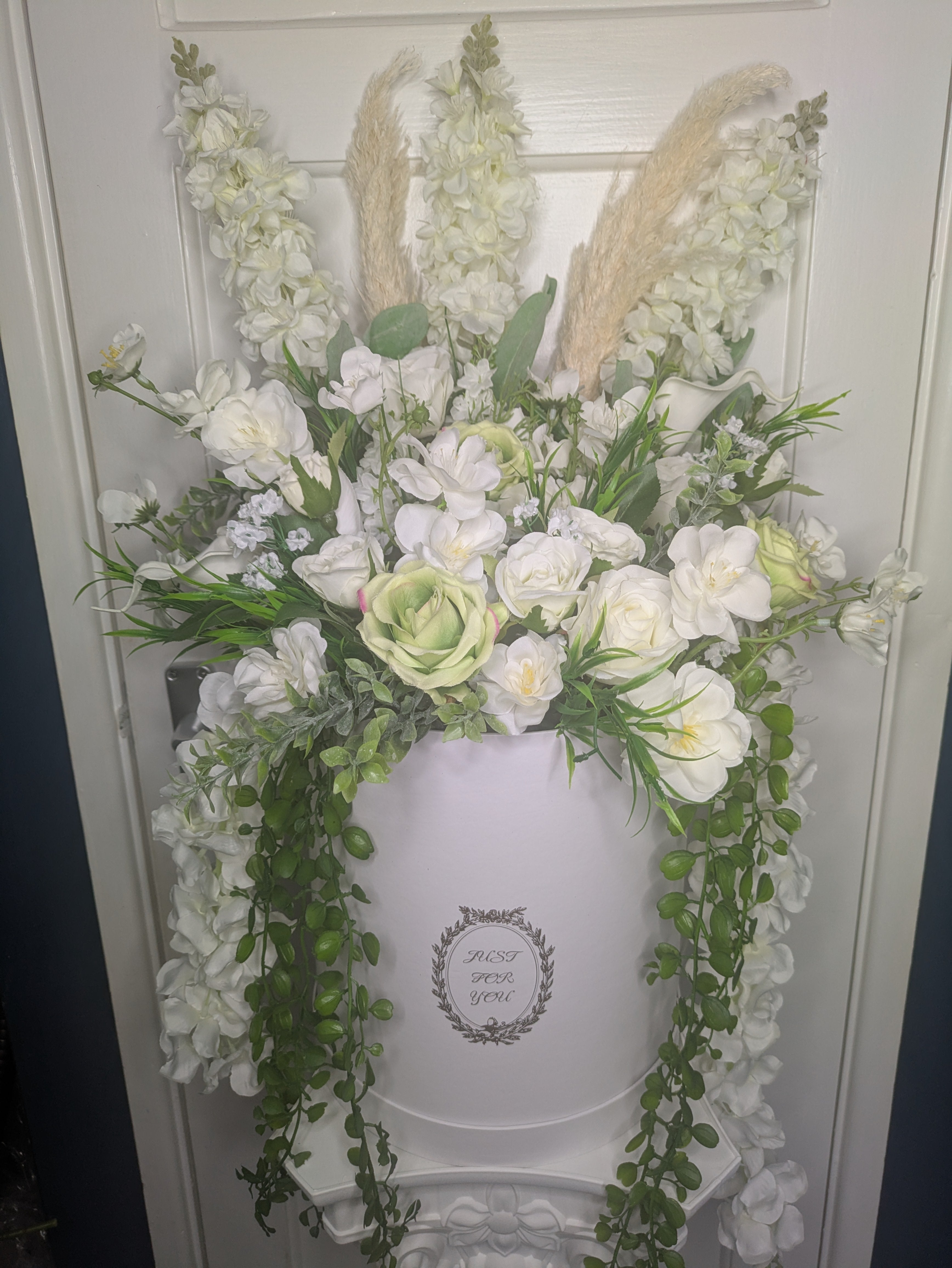 XL tall Hatbox in Cream and Green